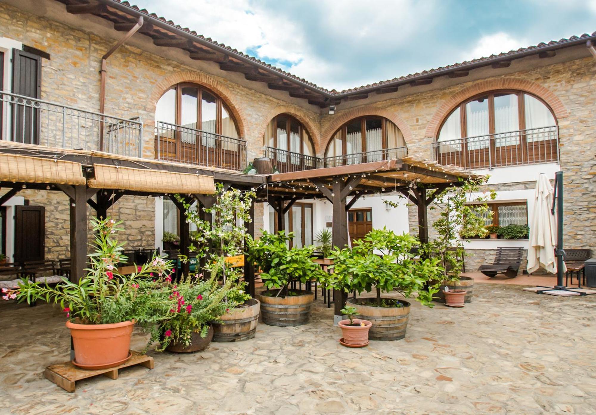 Agriturismo Tenuta San Giuseppe Cossano Belbo Dış mekan fotoğraf